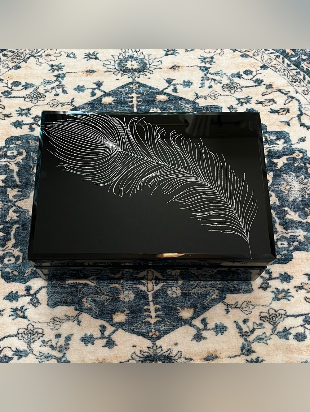 Max Studio Lacquered Black Silver Sparkle Feather Feminine Jewelry Box Organizer